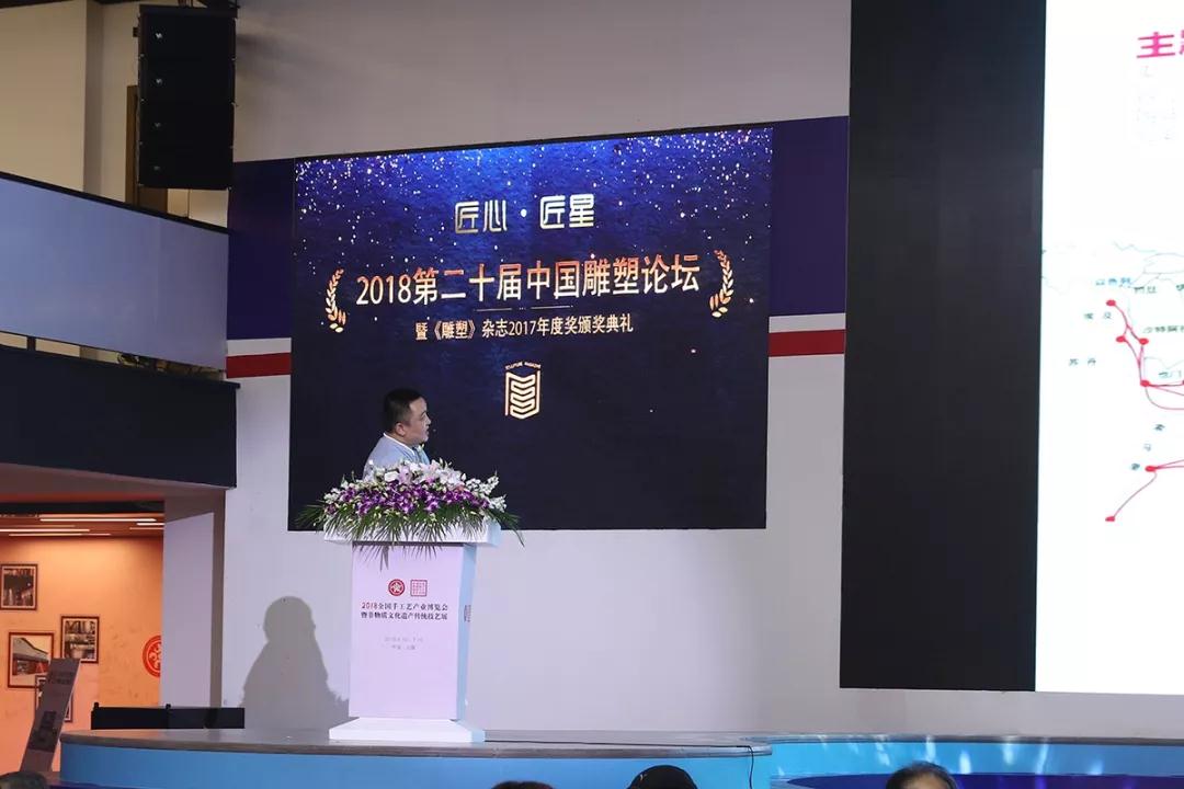 周飛.jpg 周飛.jpg